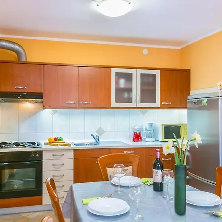 Marina Veruda Apartment Pula
